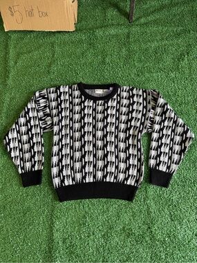NICHOLAS Black & White Geometric Crewneck Sweater
